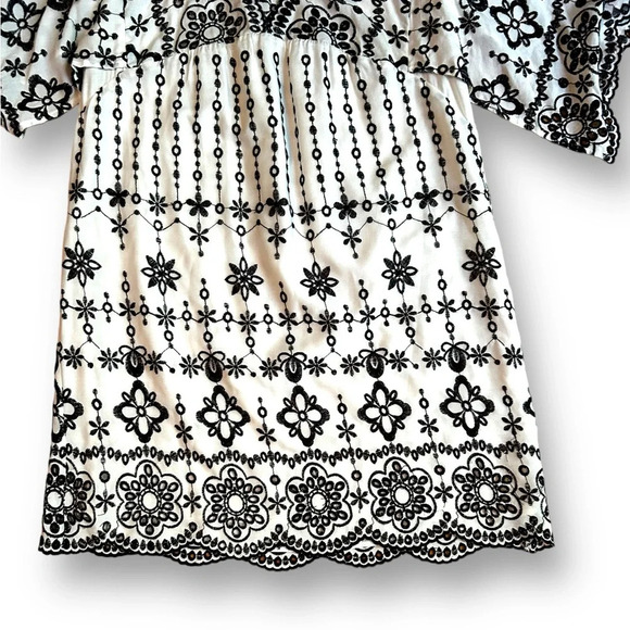 Parker Beth Eyelet Shift Dress Embroidered Mini Black White Size Small Scalloped - Picture 5 of 13